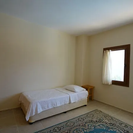 Villa Yunus *